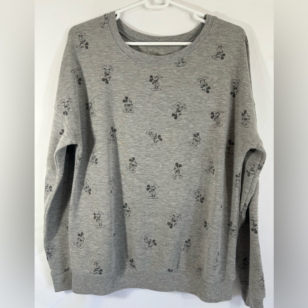 Super cozy Mickey Mouse sweatshirt